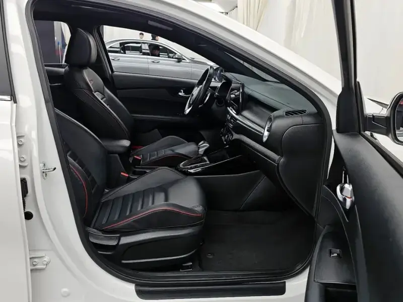2022 Kia K3 с пробегом 62 903 км