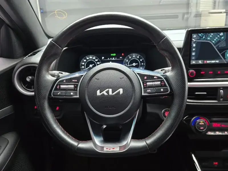 2022 Kia K3 с пробегом 47 107 км