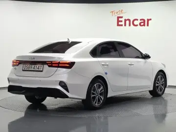 2021 Kia K3 с пробегом 115 594 км