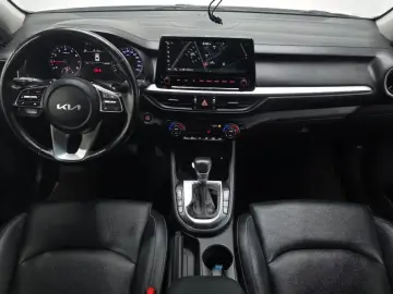 2021 Kia K3 с пробегом 115 594 км