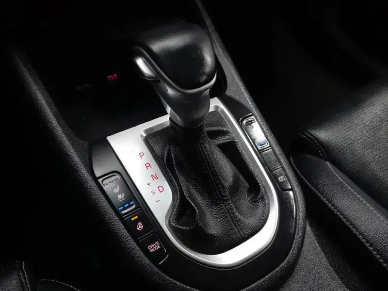 2021 Kia K3 с пробегом 115 594 км