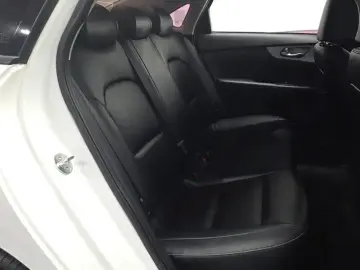 2021 Kia K3 с пробегом 115 594 км