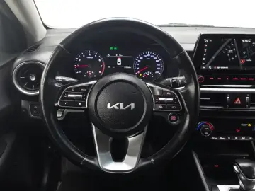 2021 Kia K3 с пробегом 115 594 км