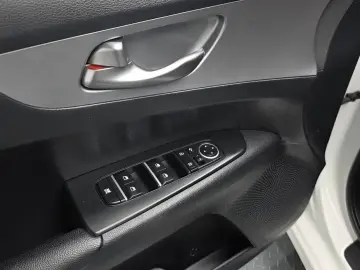 2021 Kia K3 с пробегом 115 594 км