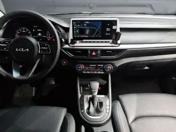 2022 Kia K3 с пробегом 59 710 км