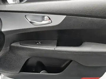 2022 Kia K3 с пробегом 59 710 км