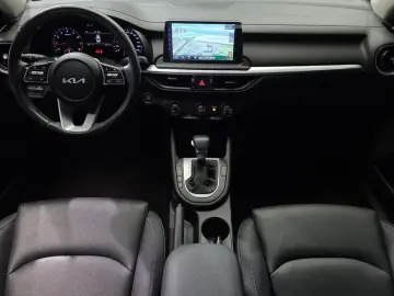 2022 Kia K3 с пробегом 66 711 км