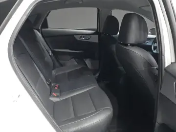 2021 Kia K3 с пробегом 43 546 км