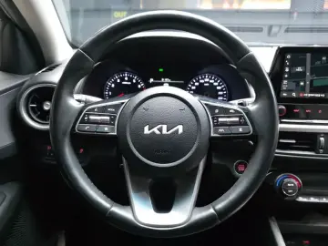 2021 Kia K3 с пробегом 43 546 км