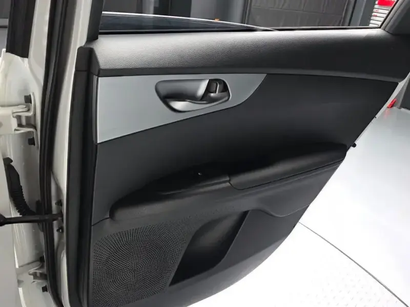 2021 Kia K3 с пробегом 43 546 км