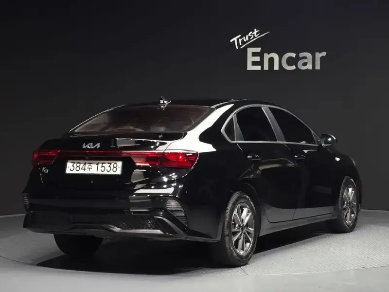 2022 Kia K3 с пробегом 64 089 км