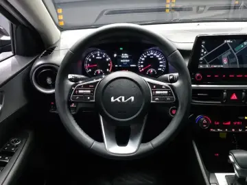 2022 Kia K3 с пробегом 64 089 км
