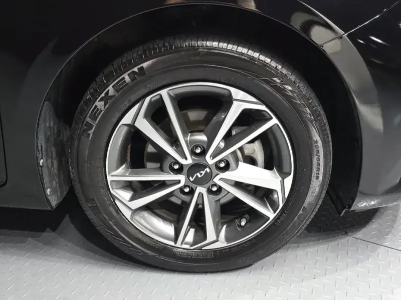 2022 Kia K3 с пробегом 64 089 км