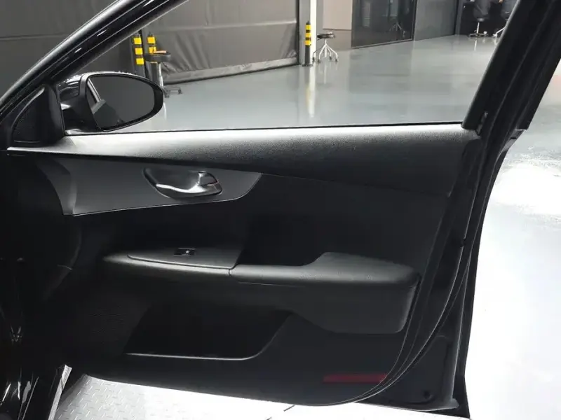 2022 Kia K3 с пробегом 64 089 км