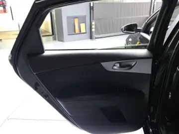 2022 Kia K3 с пробегом 64 089 км