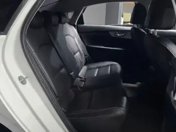 2022 Kia K3 с пробегом 68 572 км