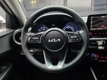 2022 Kia K3 с пробегом 68 572 км