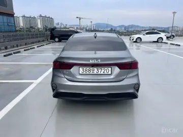 2022 Kia K3 с пробегом 76 410 км