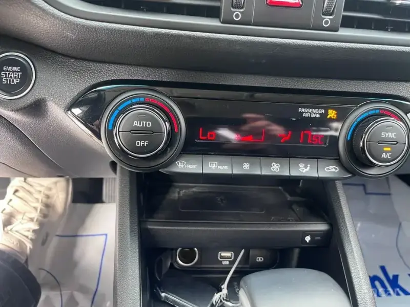 2022 Kia K3 с пробегом 76 410 км
