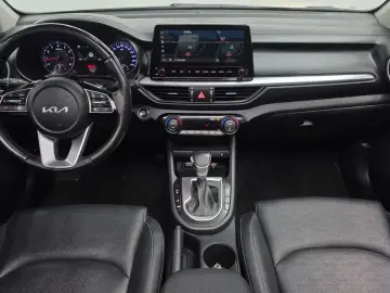 2022 Kia K3 с пробегом 70 420 км