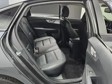2022 Kia K3 с пробегом 55 669 км