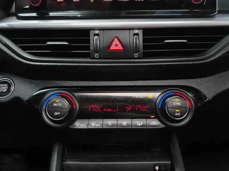 2022 Kia K3 с пробегом 70 420 км