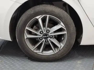 2022 Kia K3 с пробегом 93 090 км