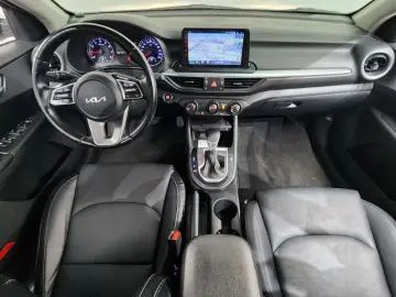 2022 Kia K3 с пробегом 93 090 км