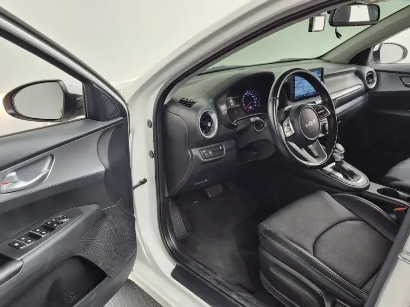 2022 Kia K3 с пробегом 93 090 км