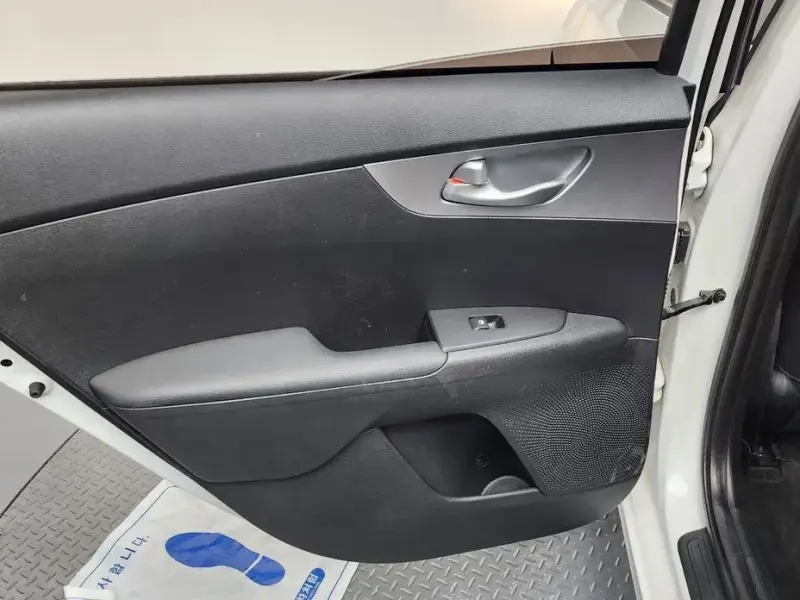 2022 Kia K3 с пробегом 93 090 км