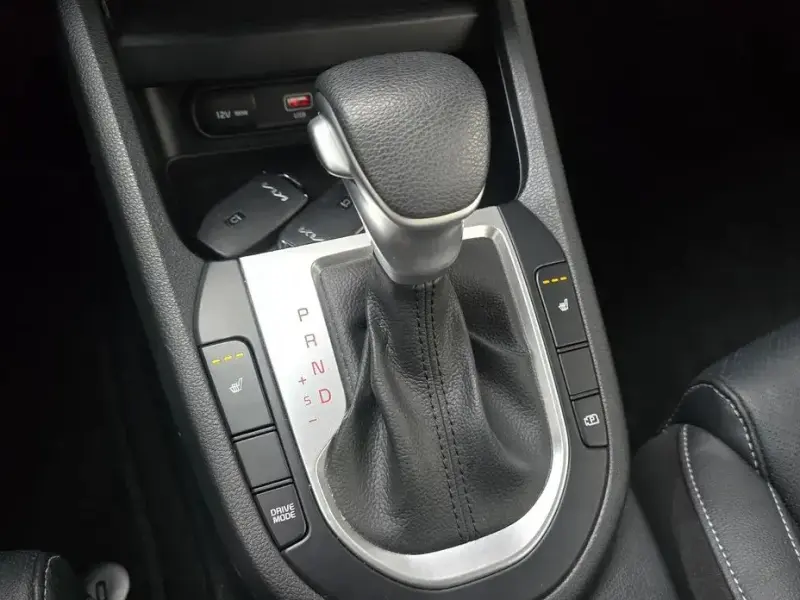 2021 Kia K3 с пробегом 77 893 км