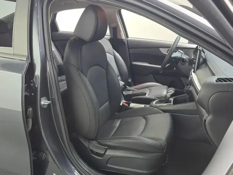 2021 Kia K3 с пробегом 77 893 км