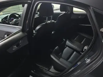 2022 Kia K3 с пробегом 59 668 км