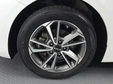 2022 Kia K3 с пробегом 96 075 км