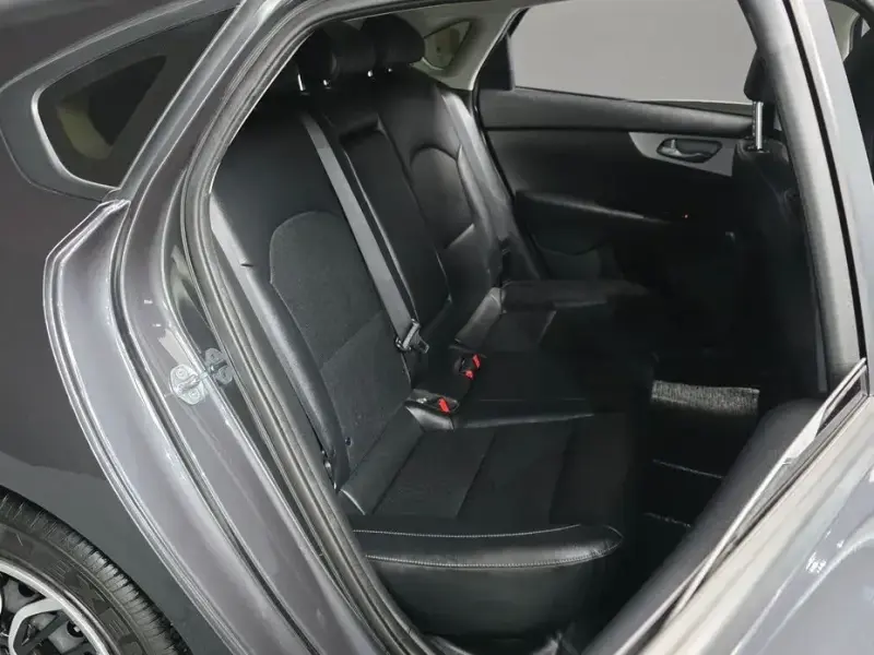 2022 Kia K3 с пробегом 59 668 км