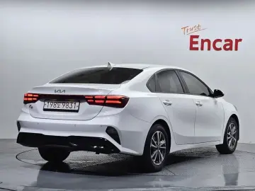 2022 Kia K3 с пробегом 119 024 км