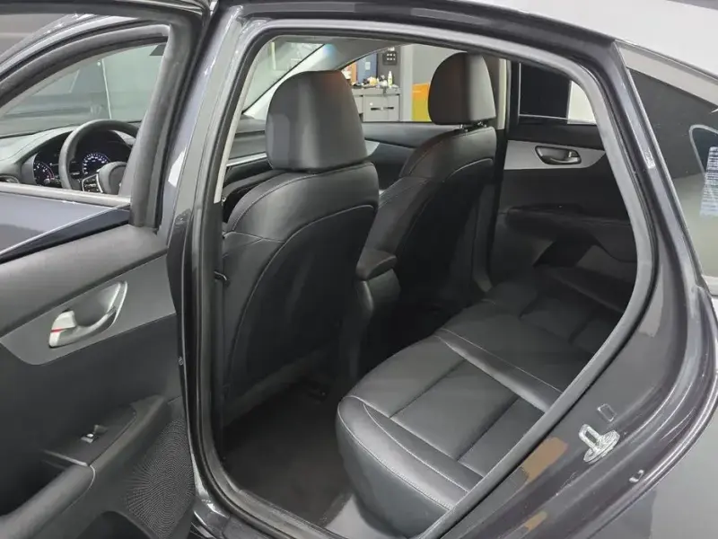 2021 Kia K3 с пробегом 70 036 км