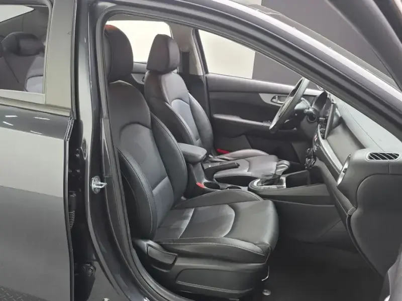 2021 Kia K3 с пробегом 70 036 км