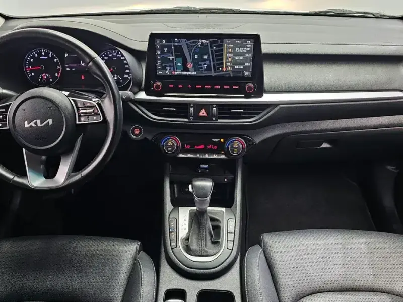 2022 Kia K3 с пробегом 119 024 км