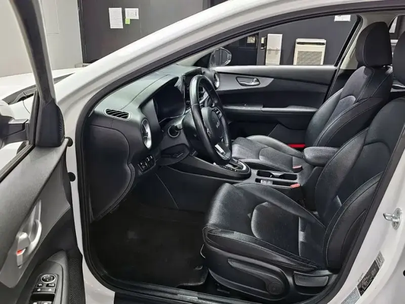 2022 Kia K3 с пробегом 119 024 км