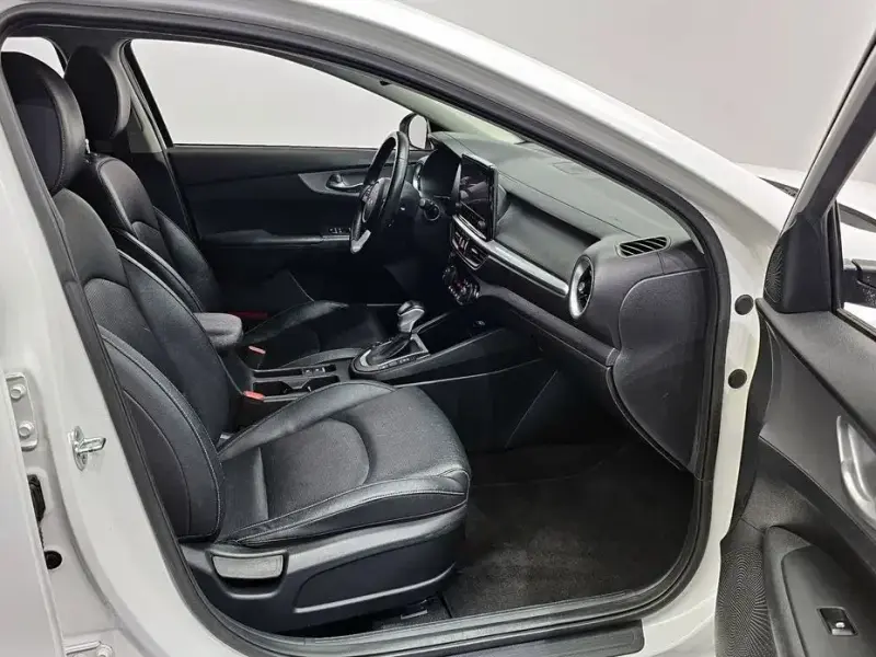 2022 Kia K3 с пробегом 119 024 км