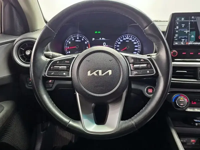 2022 Kia K3 с пробегом 119 024 км