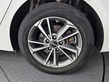 2022 Kia K3 с пробегом 119 024 км