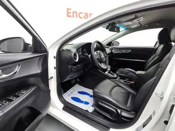 2021 Kia K3 с пробегом 102 538 км