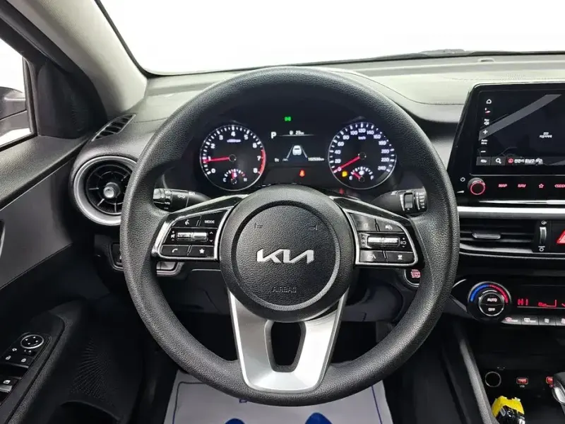 2021 Kia K3 с пробегом 102 538 км