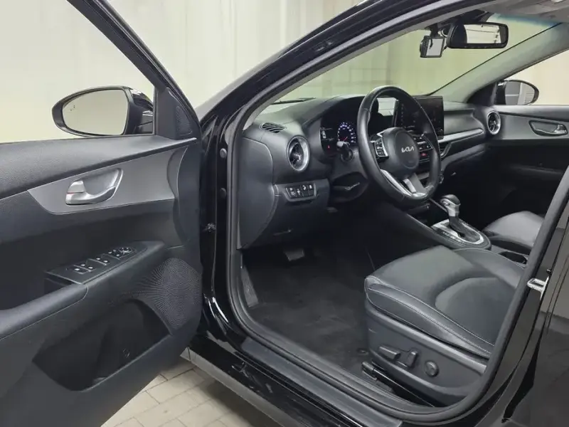 2022 Kia K3 с пробегом 96 771 км