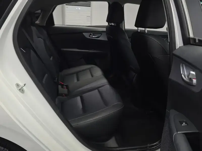 2021 Kia K3 с пробегом 89 807 км