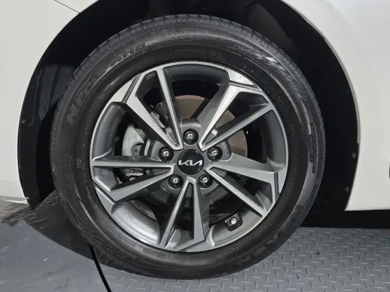 2021 Kia K3 с пробегом 67 202 км