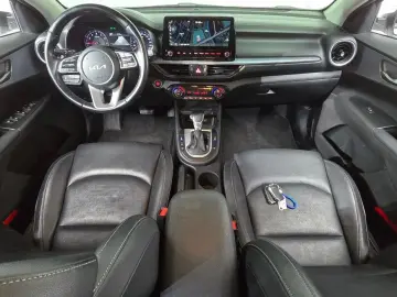 2021 Kia K3 с пробегом 67 202 км