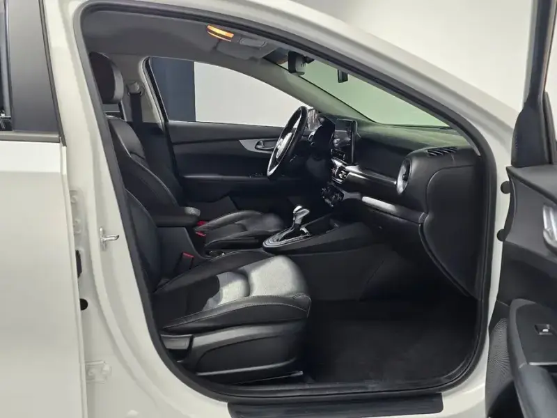 2021 Kia K3 с пробегом 67 202 км